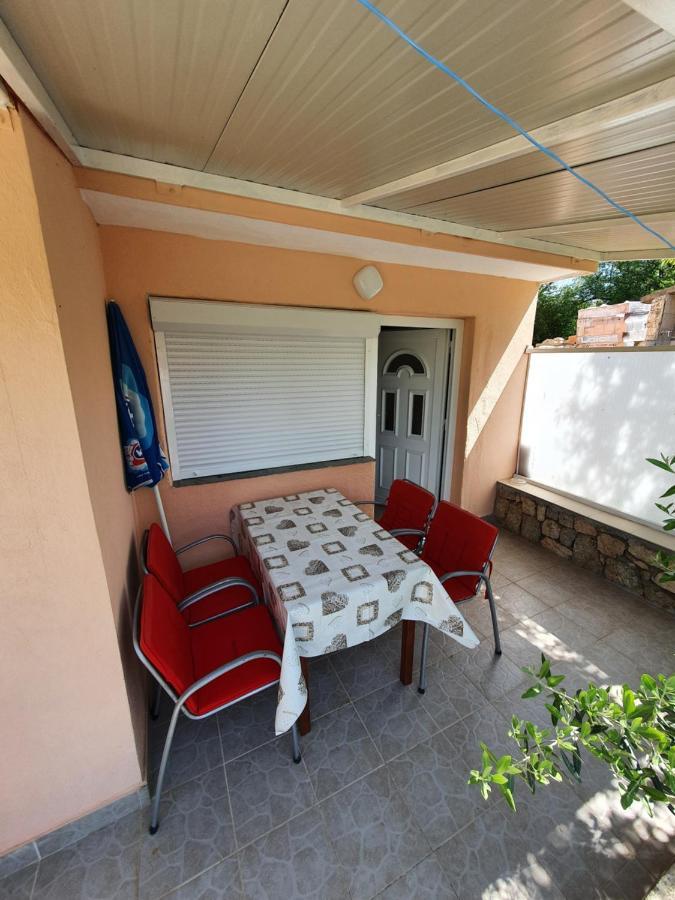 Apartments Dario Rovanjska Exterior foto